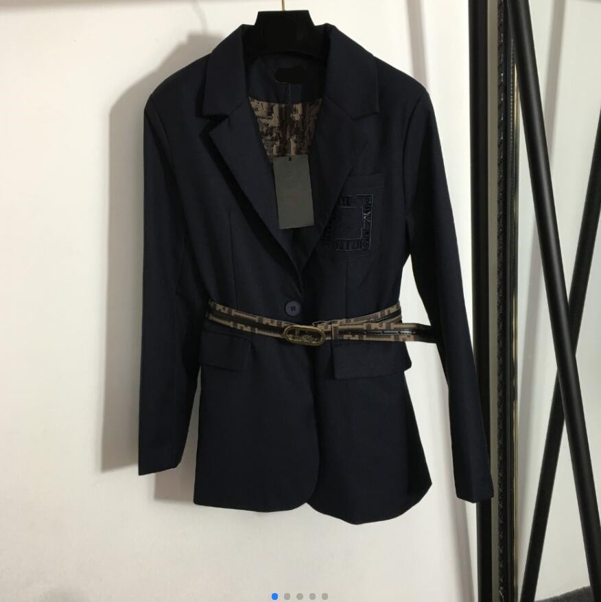

Women's belt waist turned v-neck long-sleeved blazer 903, White;black