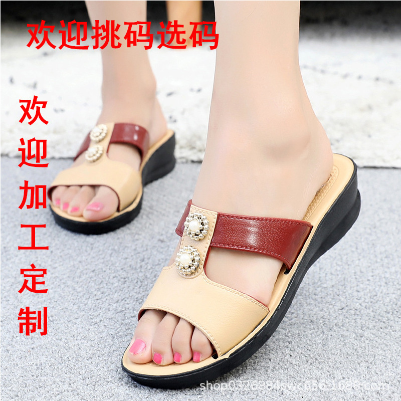 

luxury slippers women's soft thick bottom diamond women's slippers sandals, Black