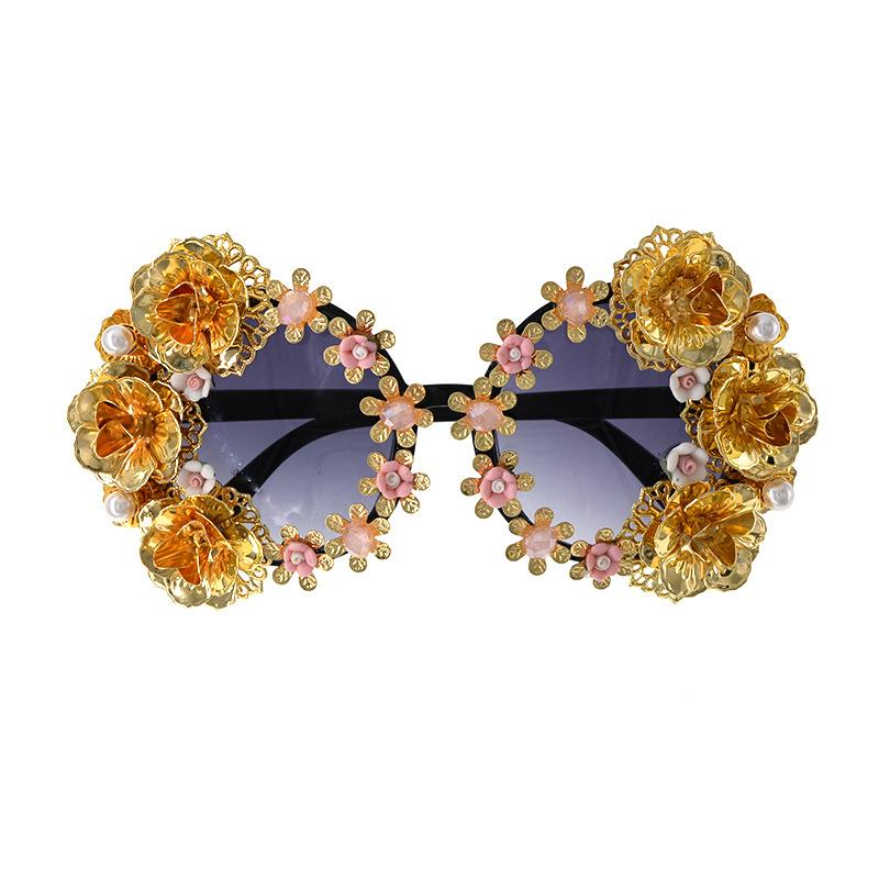 

Sunglasses Super Baroque Retro Women Metal Flowers Vintage Eyewear Brand Design Sun Glasses Outdoor Casual