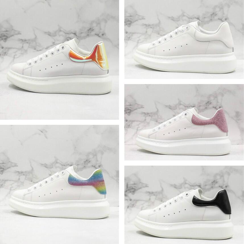 

Men's and Women's White Casual Shoes Versatile Thick-soled Increased 23-color Couple Flat Sneakers, Black