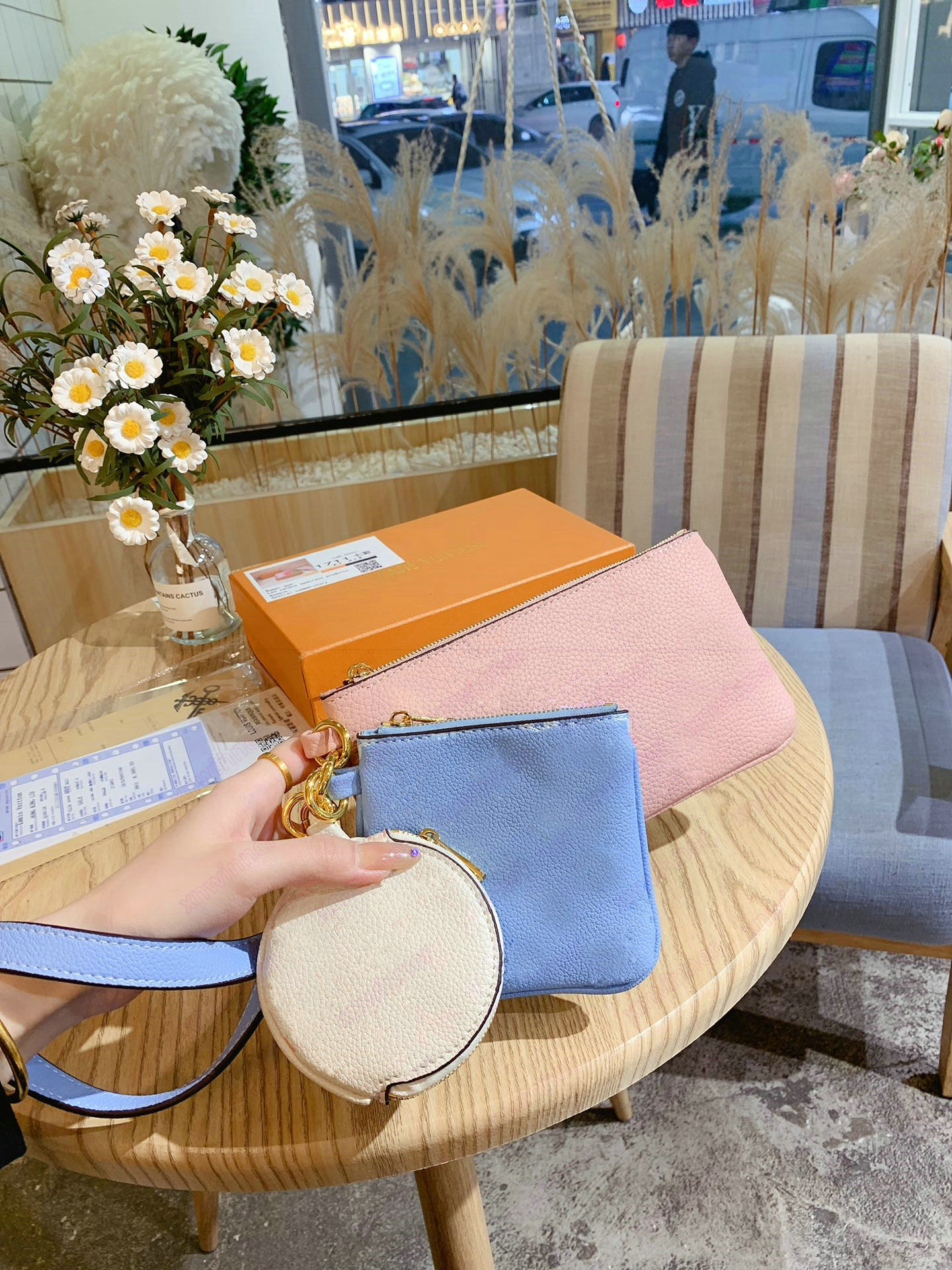 

3pcs Crafty TRIO Pouch Bag Three pouches Designer Flower Letter Leather Handbag Designers Luxurys By The Pool Summer 2021 collection Handle, Red;black