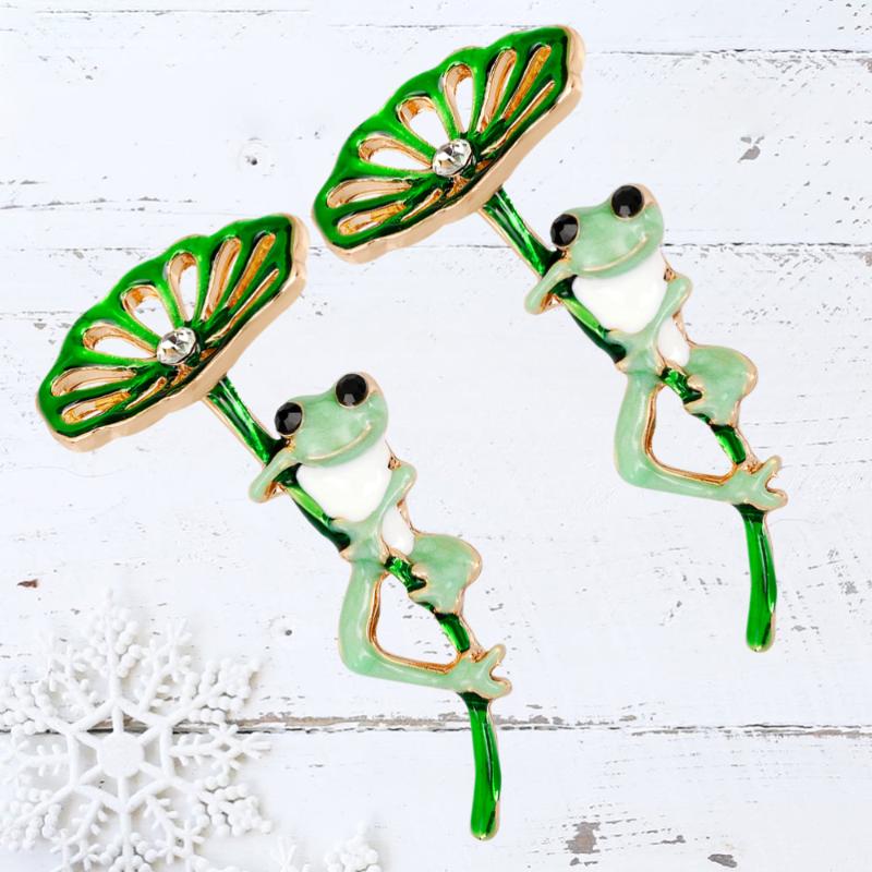 

Pins, Brooches 2Pcs Novel Lotus Leaf Frogs Shaped Breastpin Cloth Accessory For Wedding Party