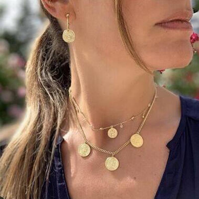 

Pendant Necklaces Ladies Gold Double Layer Neck Clavicle Chain Simplicity Geometric Multi-Relief Portrait Coin For Women Jewelry