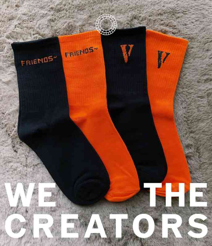 

Socks V letter all cotton Street hip hop friends letter limited middle tube, Black