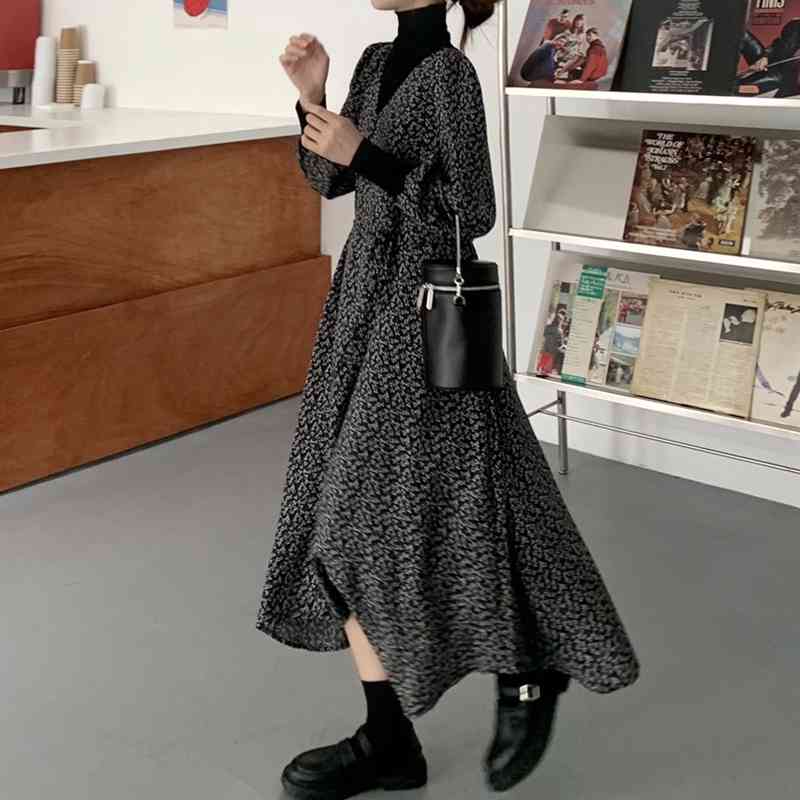 

WERUERUYU Korean Retro Black Floral Print Boho Dress Autumn Long Sleeve Elegant Dress Spring Chiffon A Line Party Ladies Dresses 210608, Photo color