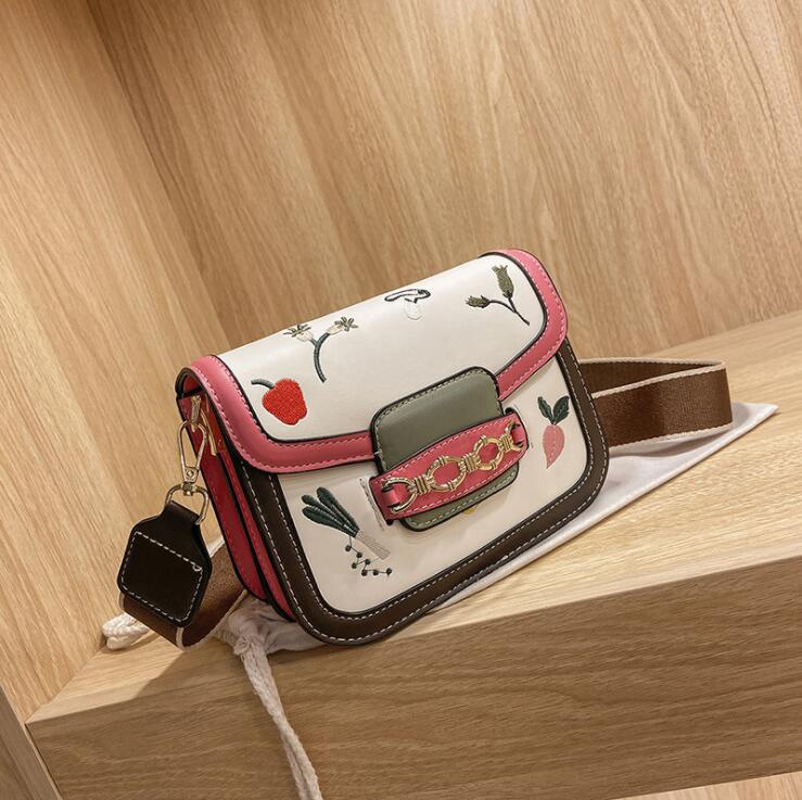 

Factory wholesale women bag sweet ladies embroidered messenger bags small fresh polka dots womens handbags personalized Pearl Beads handbag