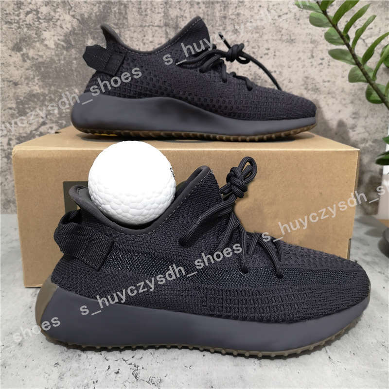 

2022 Top quality Running Shoes Mesh Unisex Spring and Fall Breathable Fluorescence Lace Up Men Women Sneakers Black Reflective With Box Size EUR36-48, 50