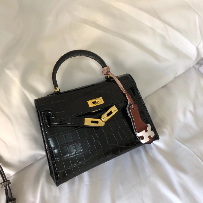 

Women Luxurys Designers Bags 2021 Advanced fashion small with one carrying High-quality Factory Designer Handbag Handbags Totes Crossbody Bag