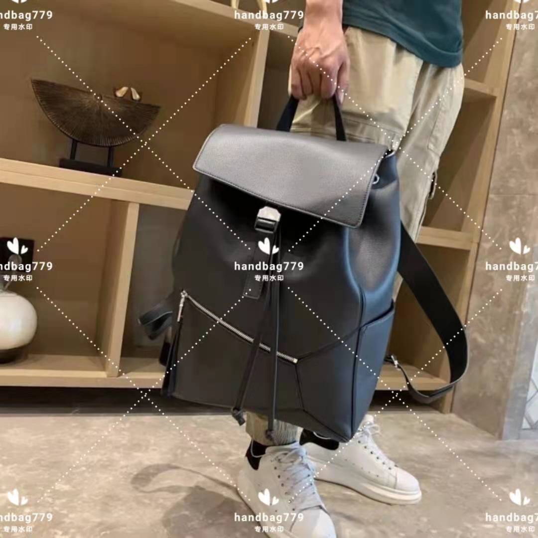 

Mens pure color luxury thick wear resistant lychee grain backpack leather minimalist business practical multi functional large capacity