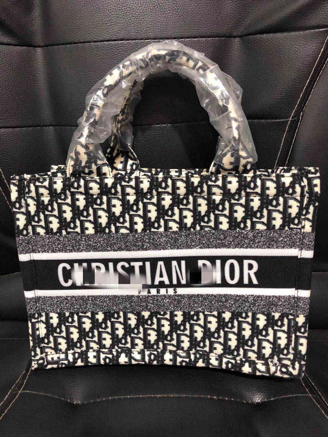 

Summer 2021 d family new 30 Gu Jia Tong Bao women's portable TM