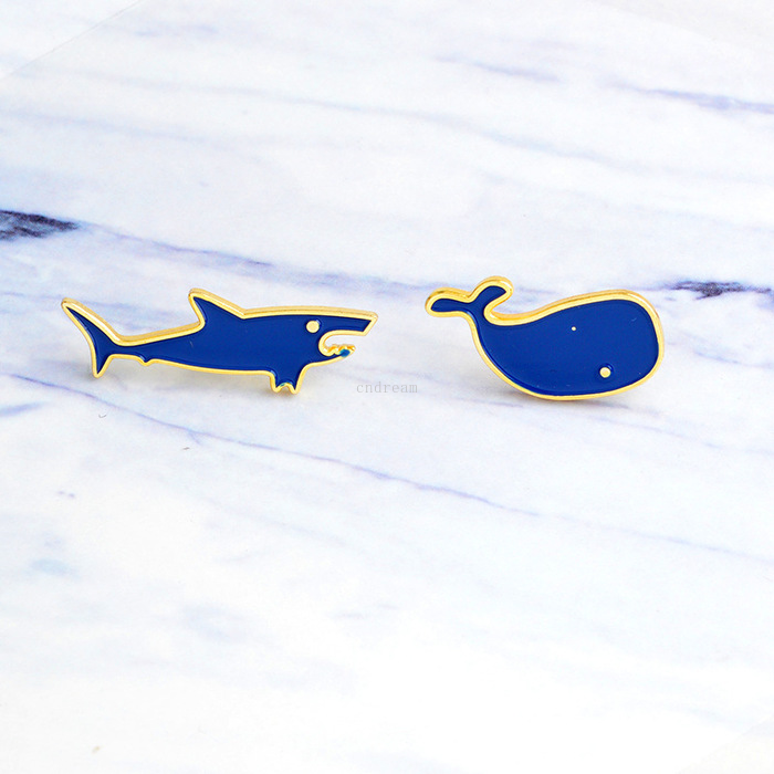 

Sea Blue shark whale brooches pins Enamel animal lapel pin tops bag corsage women kids fashion jewelry will and sandy, Gray