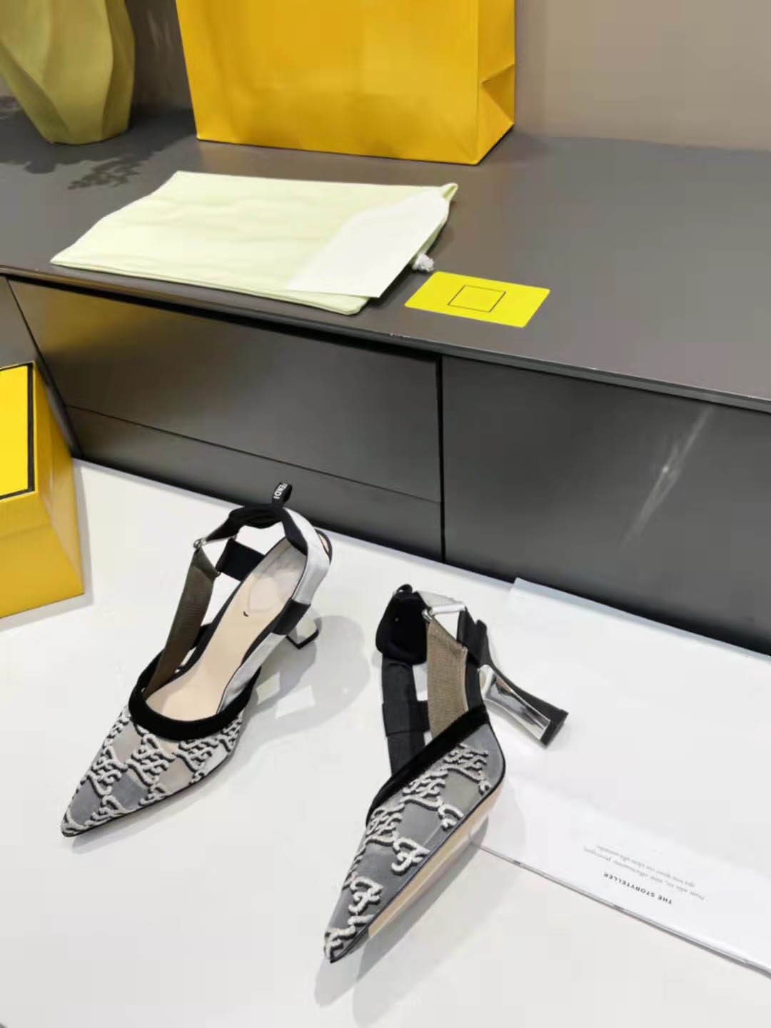 

Luxury designer high heel sandals female red sole high heels sexy pointed wedding dress lace shoes 35-42, Color 2