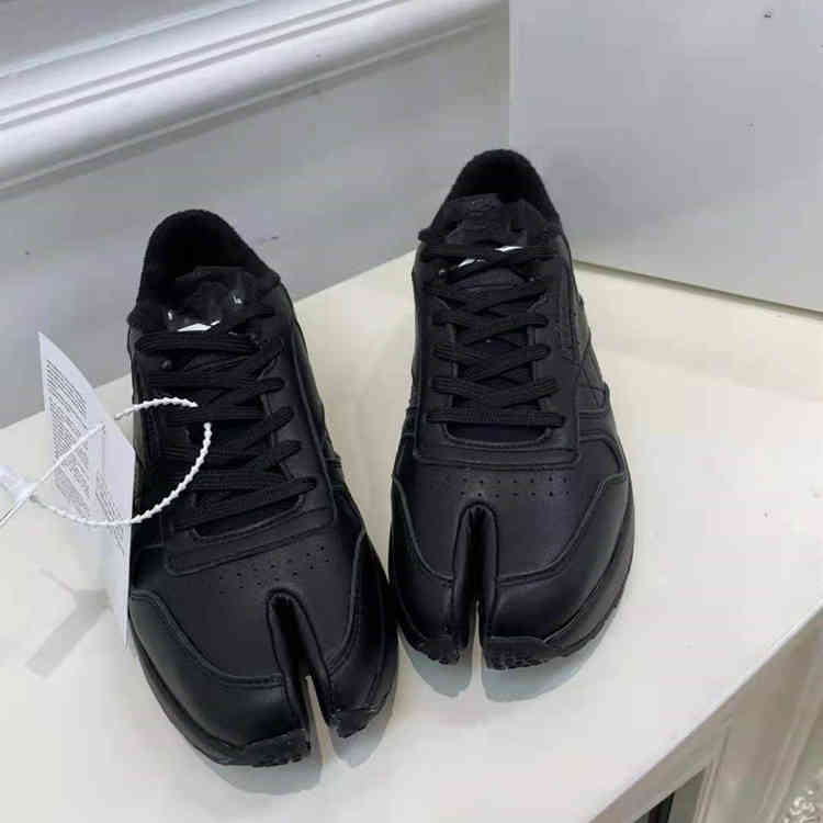 

Spring Flat Platform Casual Shoes Women Thick Sole Sneakers Comfort split toe Small White for girls sports shoes 2021