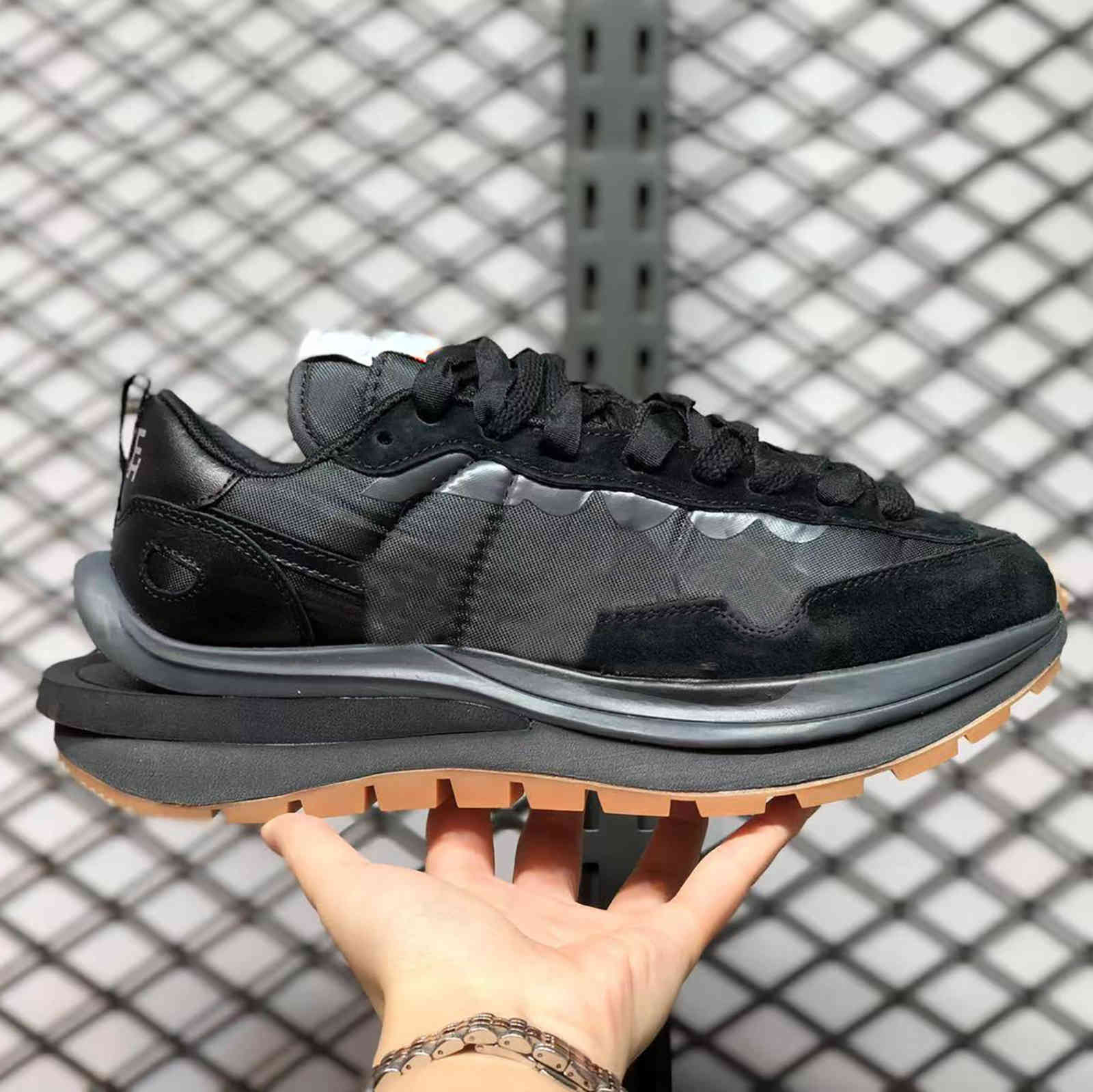 

2022 running Shoes VaporWaffle Sacais casual LDV fuchsia game royal black white sesame blue void yellow red green fanshion Women Sport