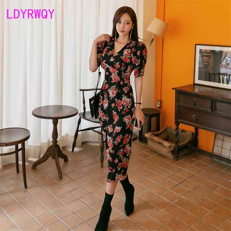 

[LDYRWQY] Korean printing five-point sleeves V-neck slim fit waist bag hip dress Knee-Length Office Lady 210603, Black