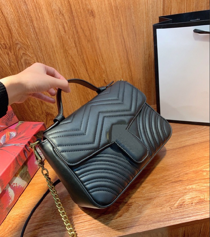 

Fashion Diagonal Shoulder Bag Designer Letter Wave Pattern Cross Body Trendy Lady High-quality Chain Handbag WF2012101