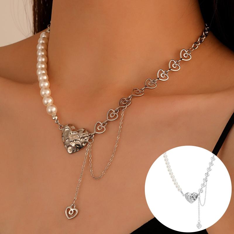 

Chains Cool Wind Metal Splicing Pearl Love Clavicle Chain Wwomen's Accessories Personality Punk Necklace Diamond Gem, Silver