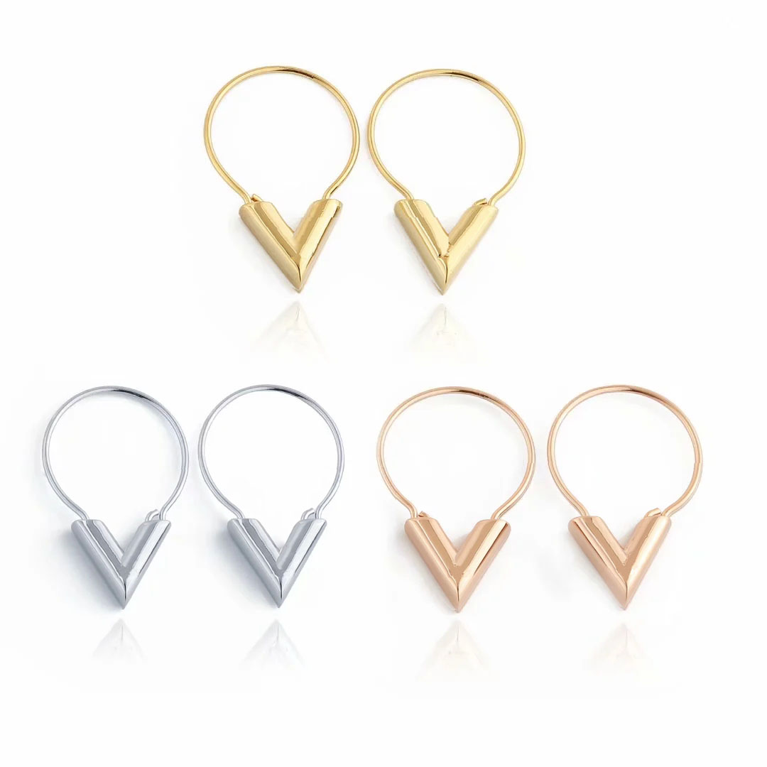 

Newest fashion design Round Charms V letter earrings Men and Women ear jewelry 18k gold silver color good quality