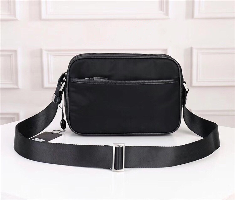 

Wholesale new waterproof canvas with leather crossbody bag fashion wild lightweight shoulder bag female classic large capacity camera bag