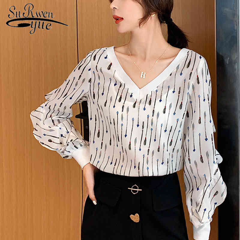 Pullover White Impring Blouse Femmes Ruffles décontractées chemises à manches longues Chiffon en V V Blusas Mujer 6548 50 210508