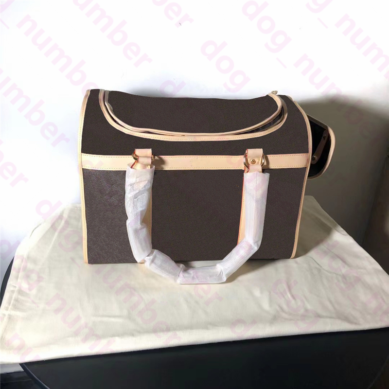 

Classic Leather Pets Carrier Engraved Name Dog Carriers Pomeranian Breathable Flight Case Outdoor Cat Car Bag For Bulldog Teddy Schnauzer Chihuahua