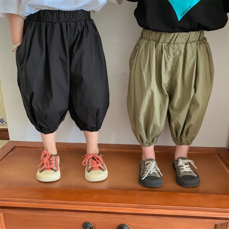 

Korean style Boys girls solid color calf-length lantern pants unisex kids cotton loose thin 2-6Y 210615, Gary green