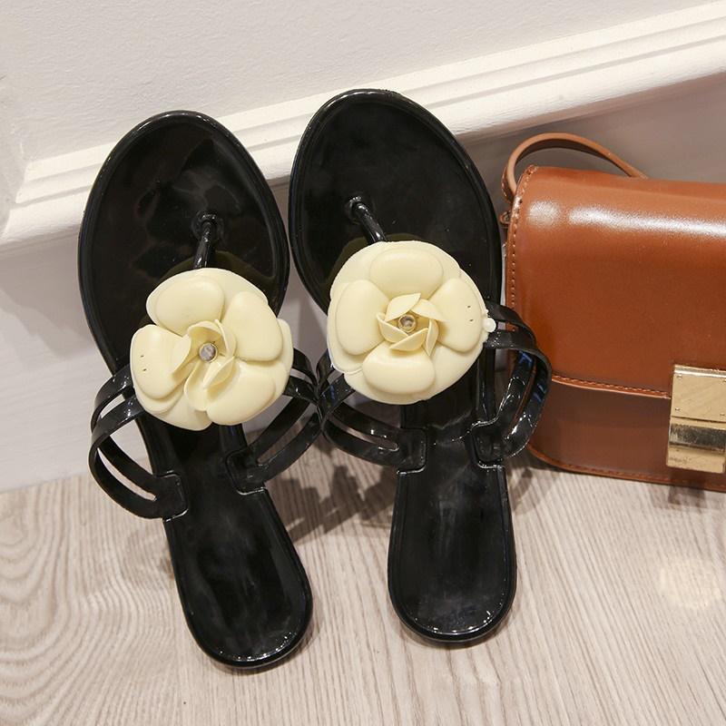 

Slippers Brand Design Camellia Flower Women Jelly Shoes Summer Flip Flops Beach Sandals Flats Ladies Slides, Beige a black floral