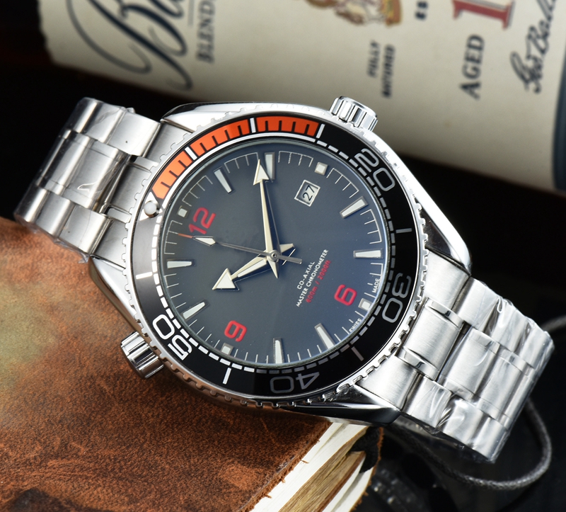 

2021 high quality luxury mens watches Three-needle working series Automatic mechanical watch Fashion military clock Top Brand Rubber And Steel belt