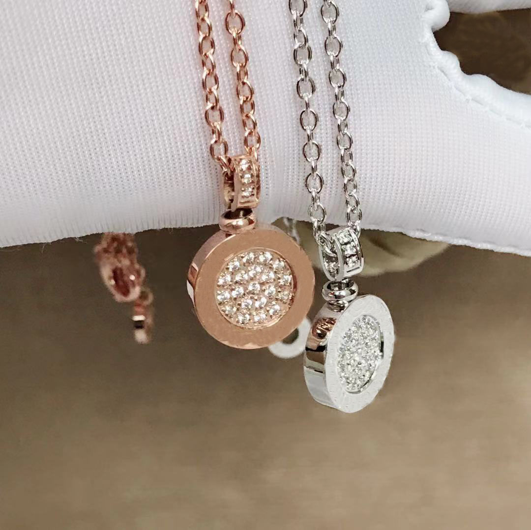 

2021 high-quality full diamond necklace rotating disc wearing silver rose gold on both sides, optional original gift box packaging