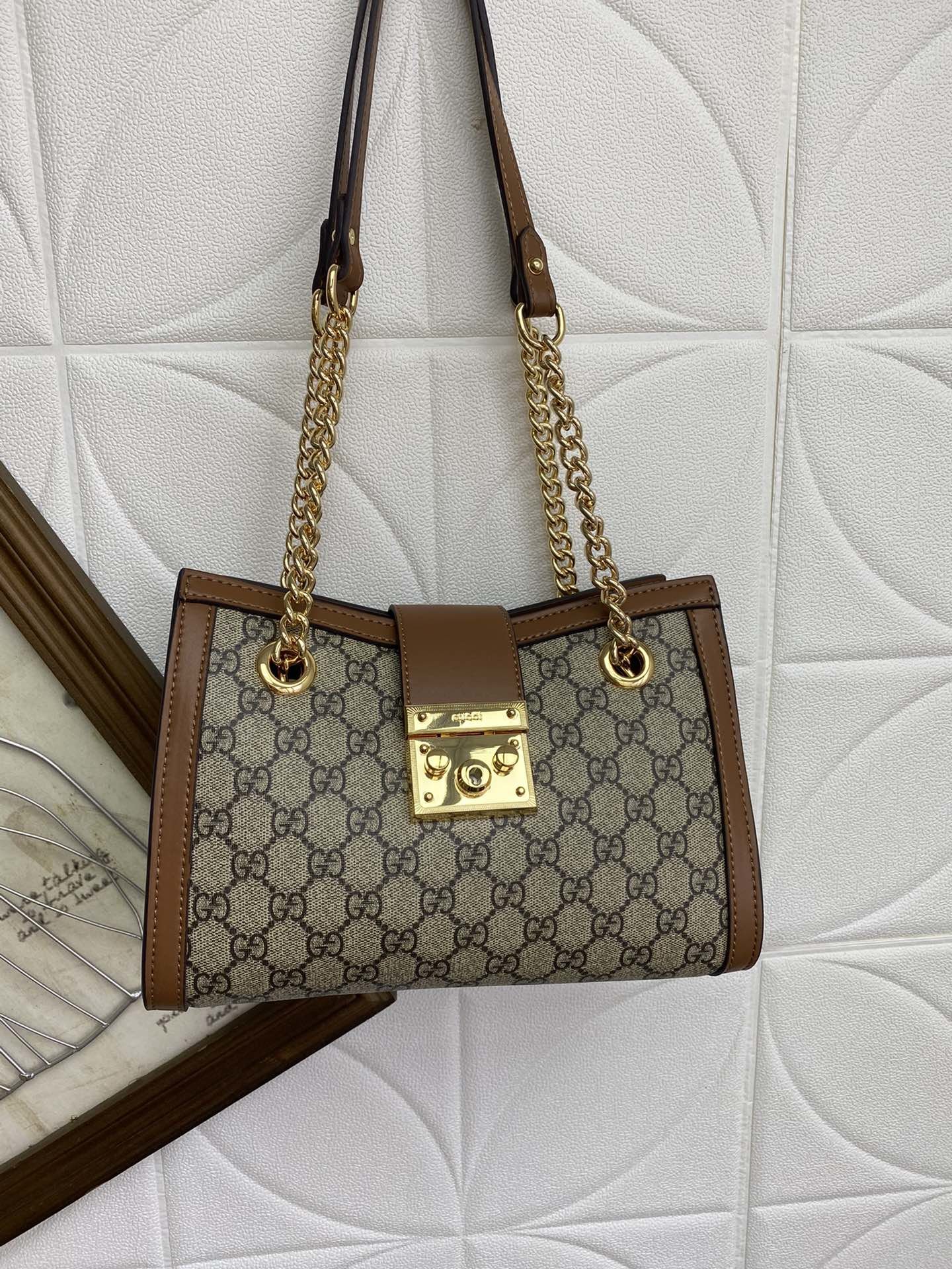 

Guuci Luxury Designer 5A quality Shoulder Bag tote Genuine Leather clutch PADLOCK Women's men Crossbody Bags handbags Wallet Handbag totes GG Purses Original, Carton