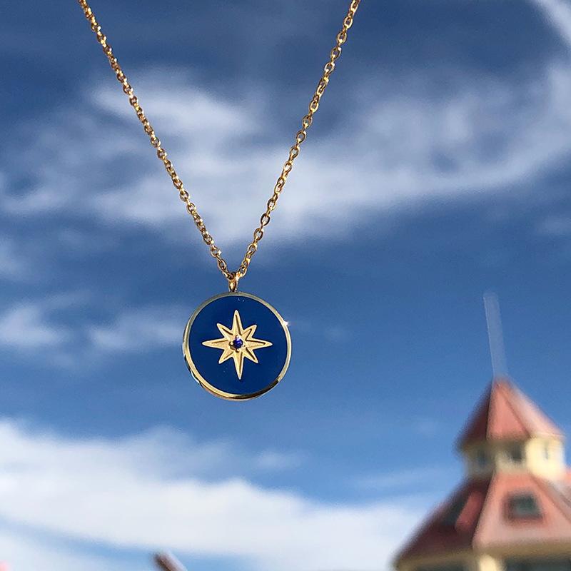 

Pendant Necklaces RHYSONG Vintage Women Necklace Round Blue Enamel Ocean Eight Pointed Star Compass Clavicle Chain Gold Plated Jewelry