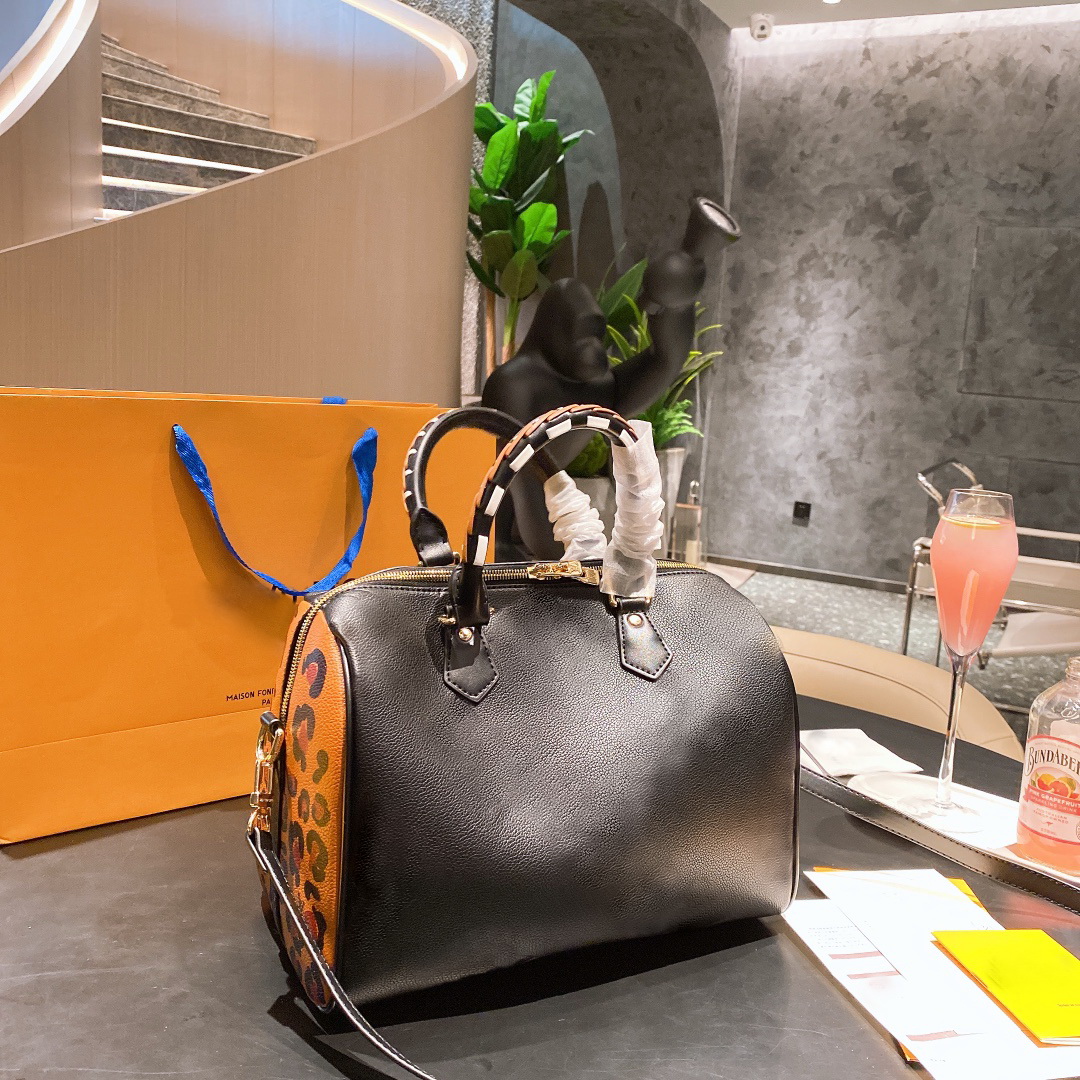 

M58524 M45840 Cowhide Emboss Nano Speedy 30 Leopard shoulder bag Wild at Heart purse boston totes Designer handbags women fashion crossbody messenger bags, Add box