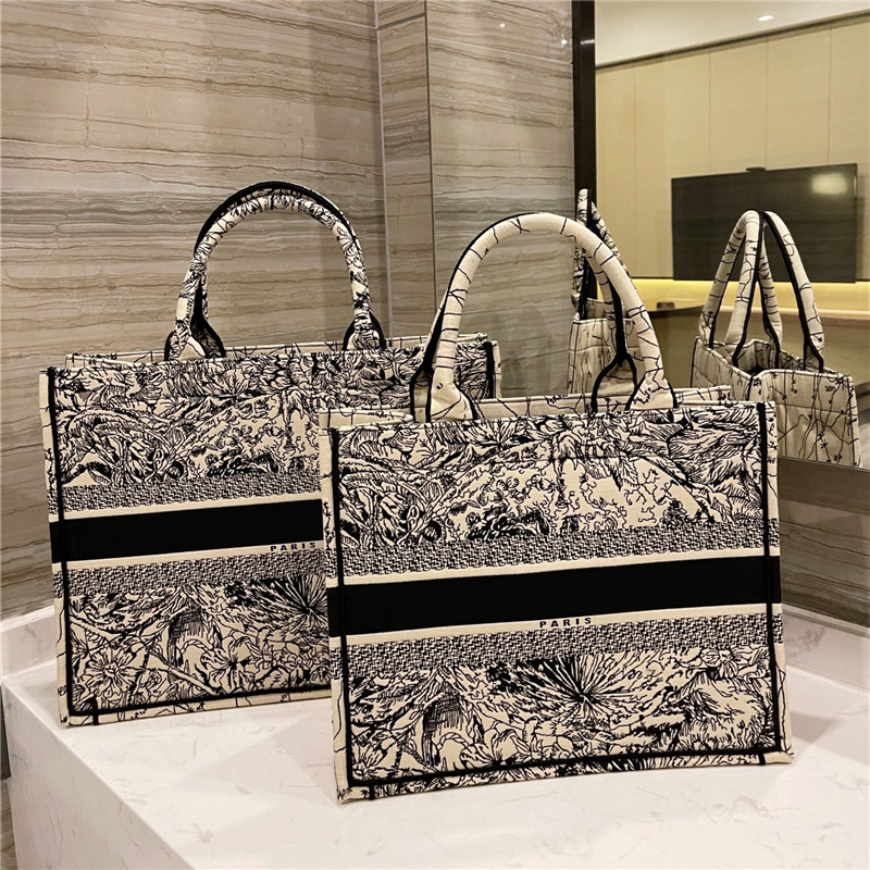 

2021 luxury designer shopping bag brand lady star hiking show animal series pattern embroidery canvas fashion leisure sports style