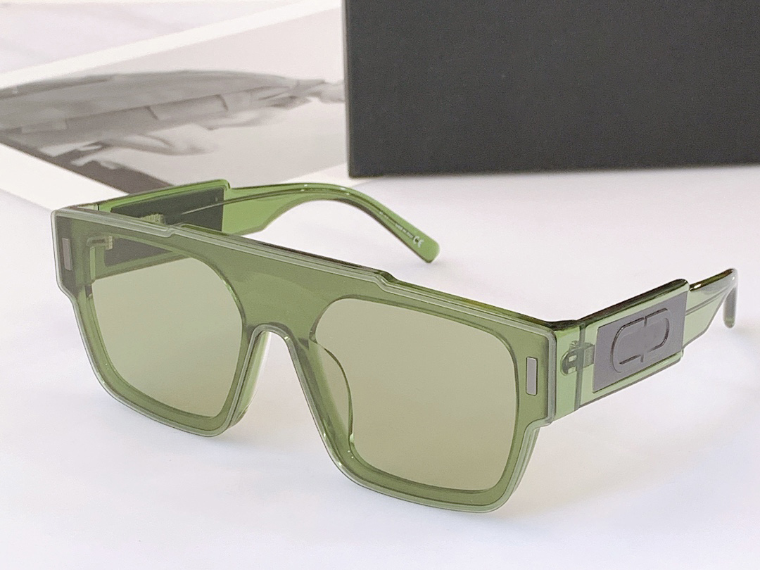 

DR designer M11 Sunglasses Men and Women Summer style off Gradient lens Anti-Ultraviolet Retro Square Plate Full Frame nel fashion Eyeglasses Box size 154-18-140