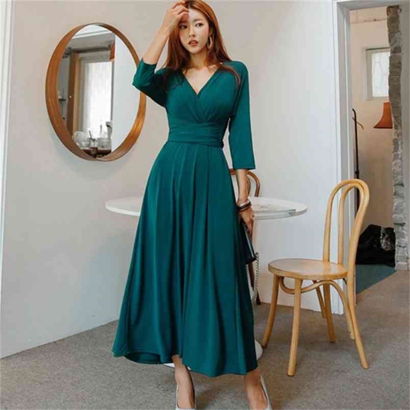 

Solid Color Office Lady Dress Autumn Simple 3/4 Sleeve High Waist Temperament Elegant Sexy V-Neck Party Women 210519, Photo color