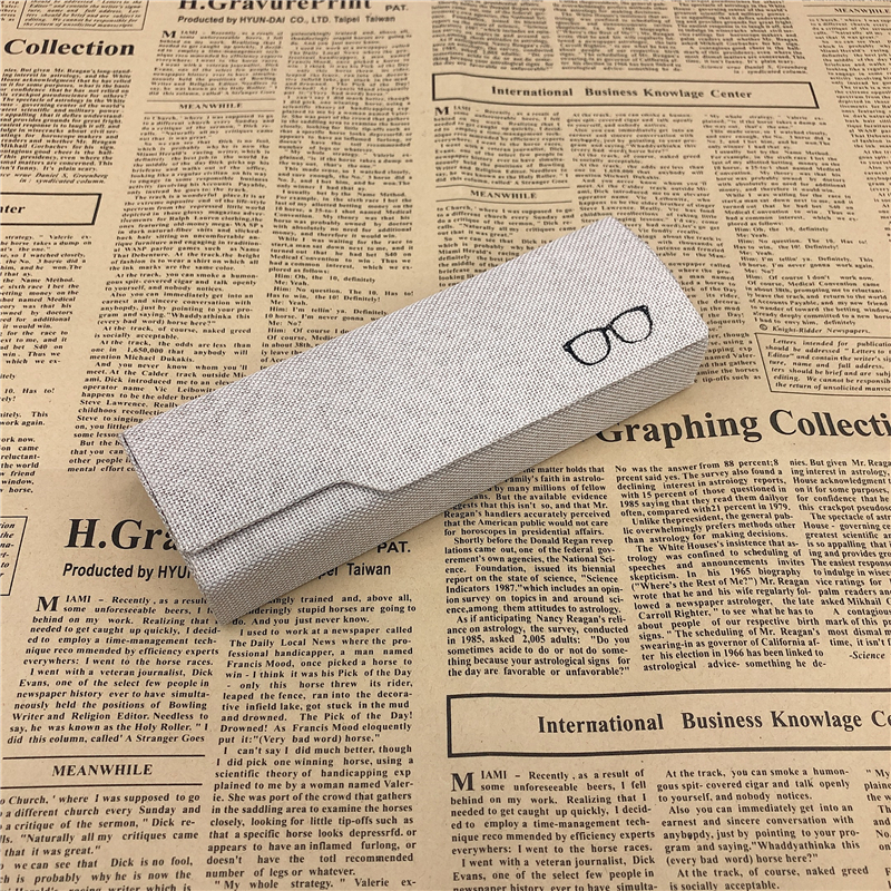 

Classic Woven Leather Reading Glasses Case