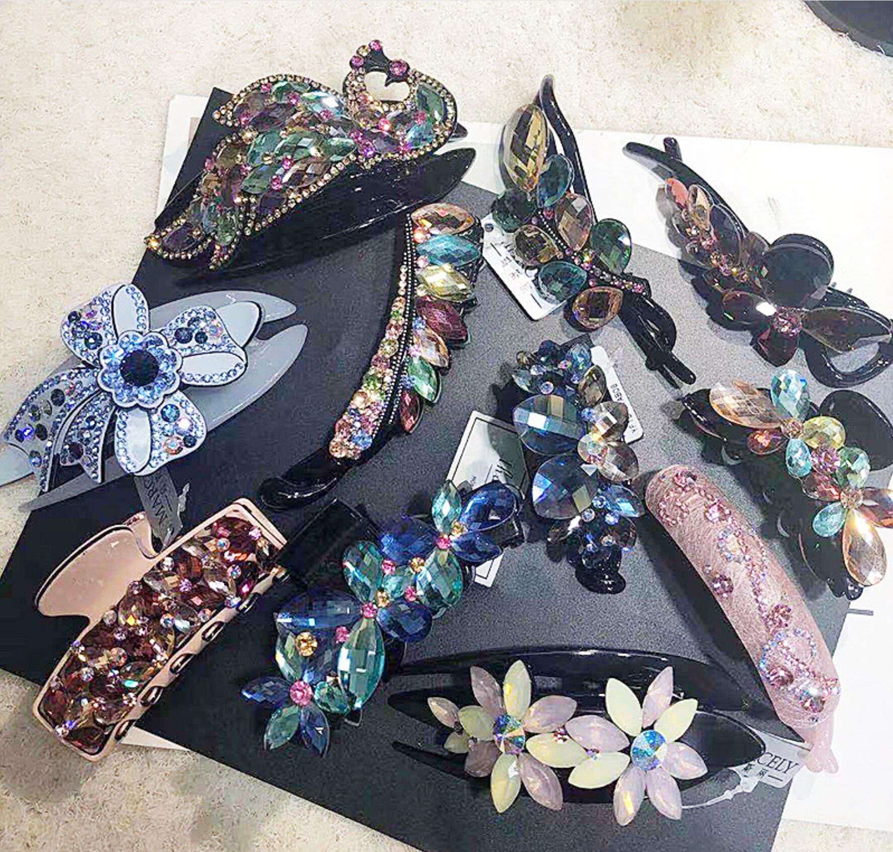 Banana Hair Clip Rhinestone Shiny Twisting Clamps For Lady Crab Twist Hairs Pin Girls Fashion Accessories Randomly Mixed Send-image-687321879