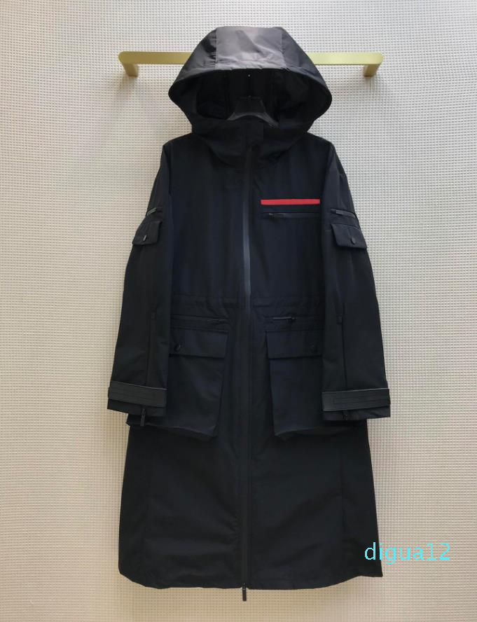 

21ss women Trench Coats designer retro long jacket Limited edition loose Red logo rubber decoration Multiple zipper pocket stitching Autumn, Black