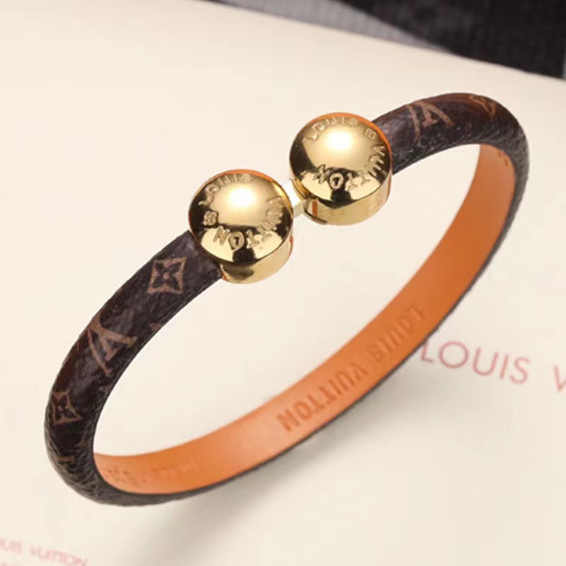 

Classic presbyopic leather rope snap design double bead leather rope bracelet men and women the same couple leather rope bracelet