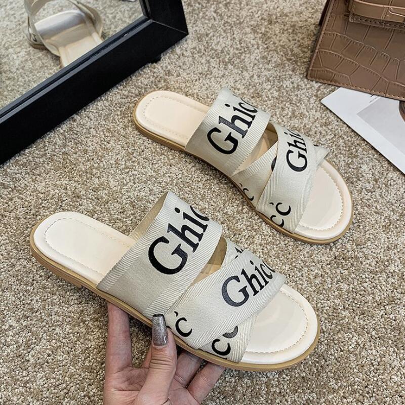 

Fashion Transparent Rhinestone Metal Decoration Slippers Women Open Toe Strange Heels Mules Female Dress Shoes, Camouflage