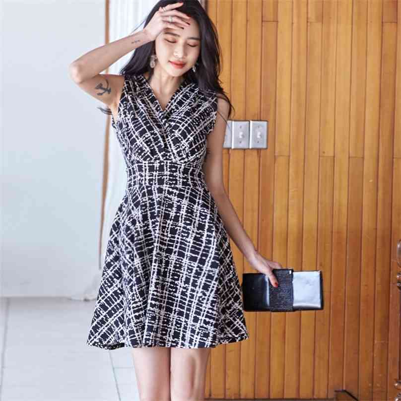 

Plaid A line Dress for women Summer Sleeveless V neck Polyester Ladies Korea elegant Sexy Office Party Mini Dresses sundress 210602, Black