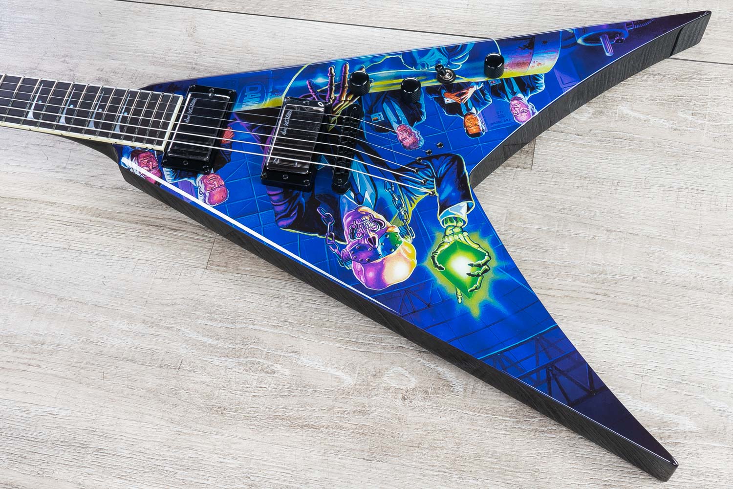 

Custom Shop Dave Mustaine Rust In Peace Blue Flying V Electric Guitar Handwork Paint, Active Pickups & 9V Battery Box, Black Hardware, Shark Fin Inlay