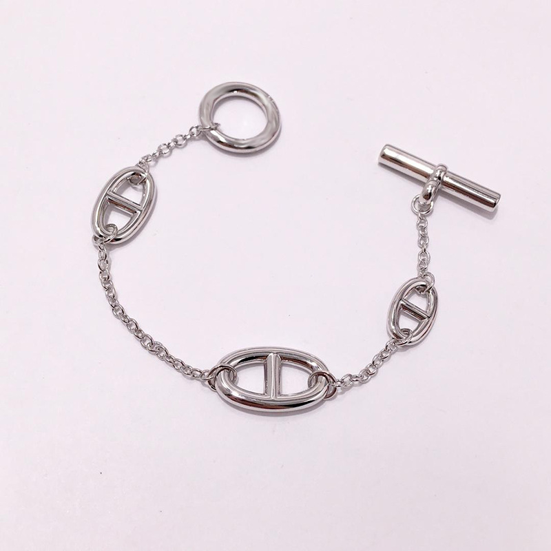 

Hot Luxury femle jewelry Designer Jewelry Women OT buckle H Bracelets with porcine snout love bracelet silver colors fashion charm bracelets, Black
