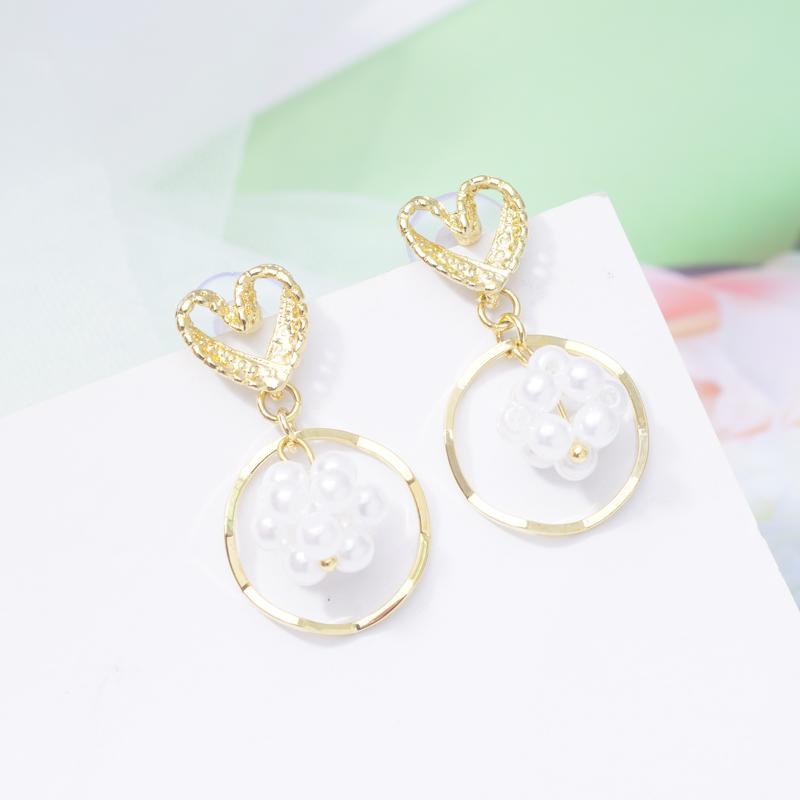 

Fashion Elegant Heart Earings Gold Color Drop Earrings For Women Girls Simulated Pearl Wedding Jewelry Dangle & Chandelier