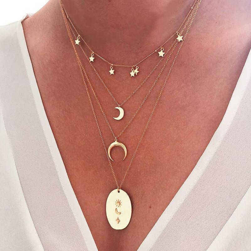 

Pendant Necklaces 4 Pcs/Set Women Set Classic Pentagram Star Moon Sun Round Geometric Gold Chain Necklace Fashion Wedding Gift Jewelry