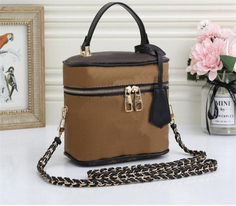 

2021 Makeup Bag Women Old Flower Lady Make Up Bag Designer Pouch Fashion Designer Cosmetic Bag Handbag Shoulder Bags, As picture