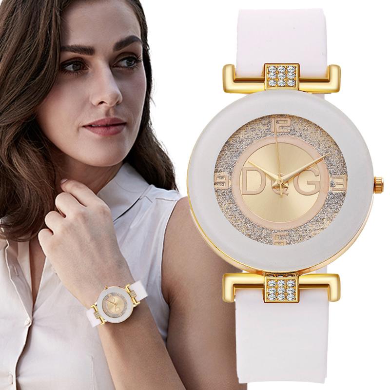 Wristwatches Simple Black White Quartz Watches Women Minimalist Design Silicone Strap Wristwatch Big Dial Women's Fashion Creative Watch