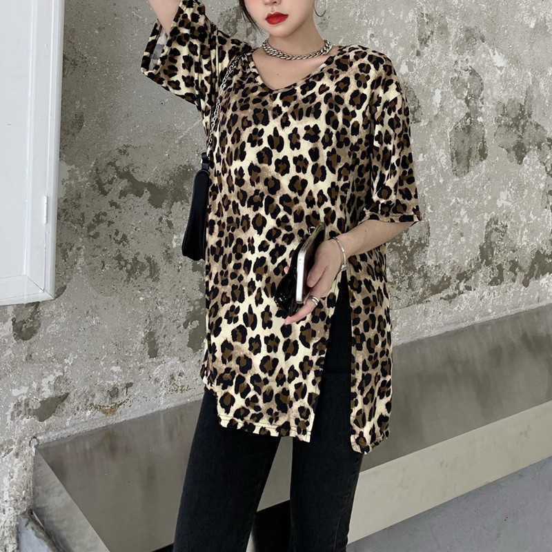 

Women Shirt Cotton Blouses for Leopard Oversize s V-neck Vintage Half Sleeve Blouse Top Female Woman Basic 210604, Leopard print t
