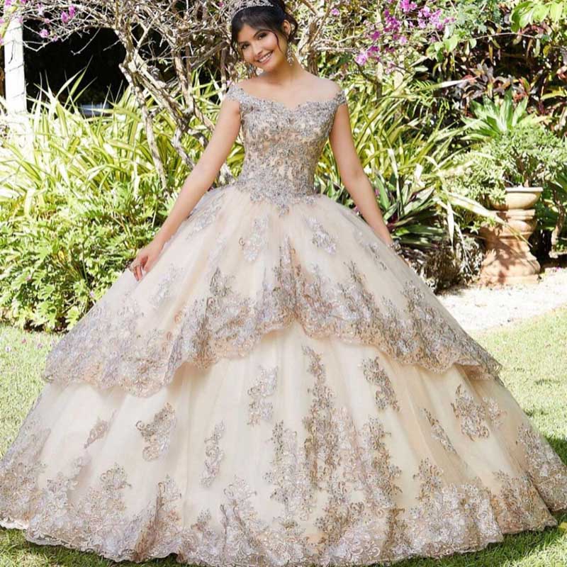 

Light Blue Princess Quinceanera Dress 2021 Ball Off Shoulder Appliques Sequins Backless Sweet 16 Gown Vestidos De 15 Años