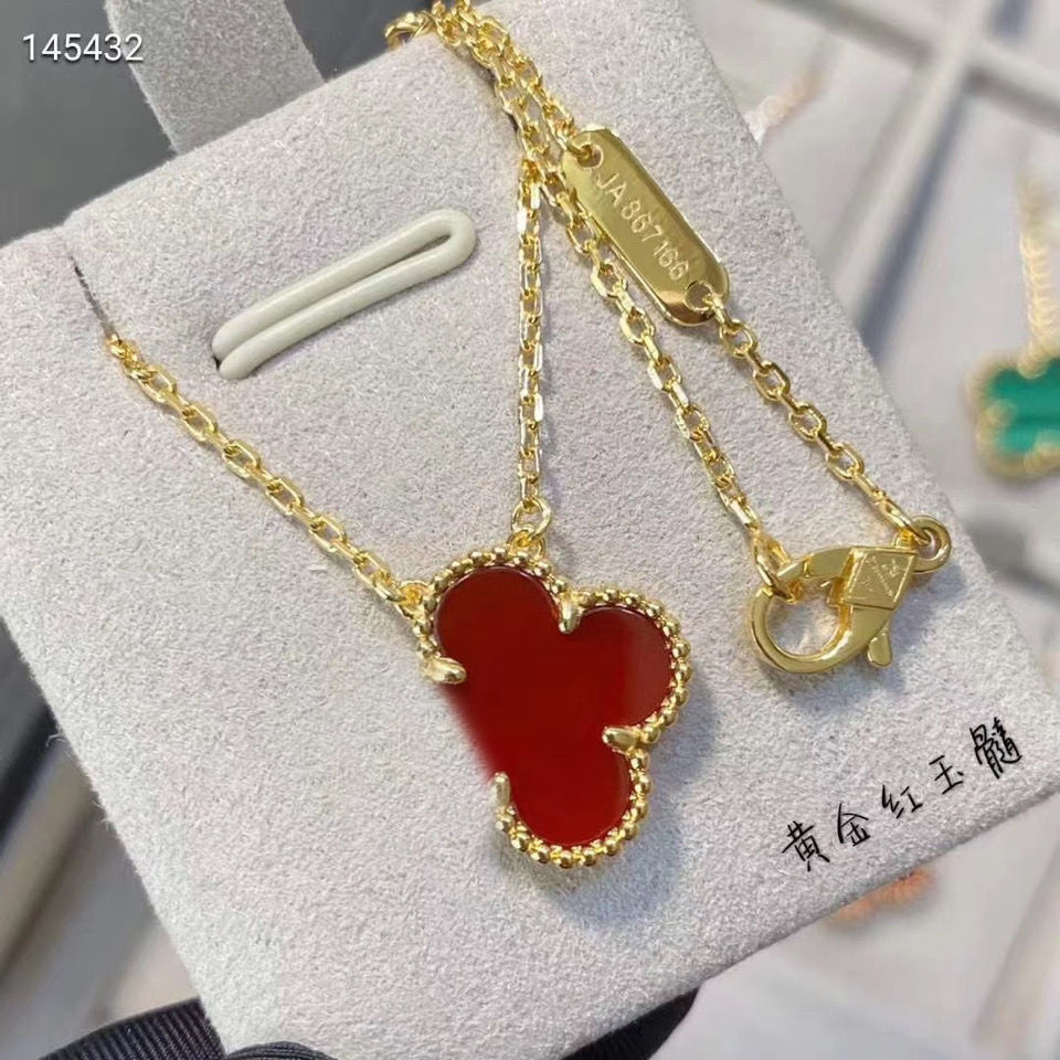 

Ladies Love rings Pendant Necklaces Screw Bracelet Van Party Wedding Couple Gift Love Bracelet Fashion Luxury Cleef Designer Bracelet carti, Silver